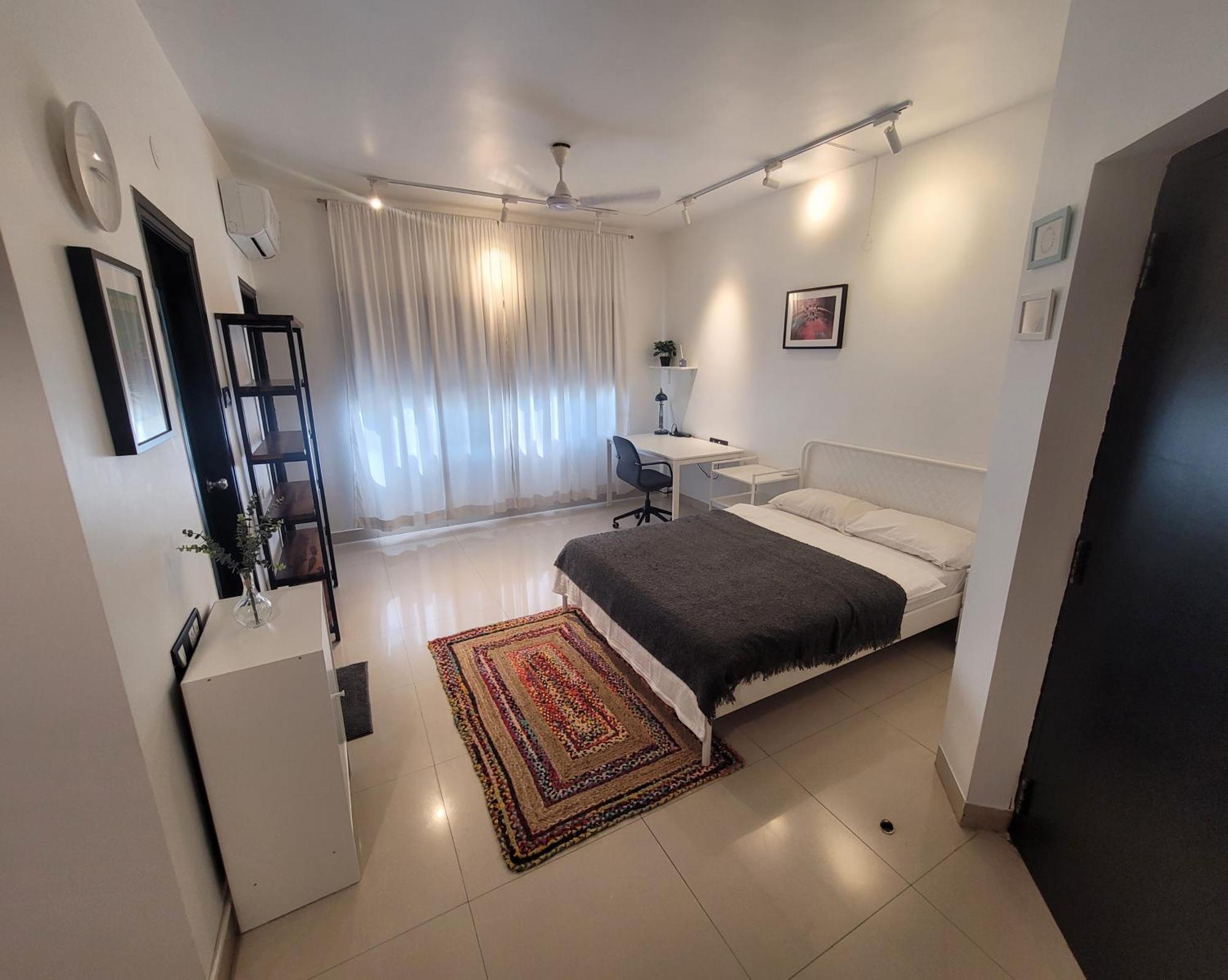 העיר בנגלור Lotus Korean Hotel מראה חיצוני תמונה