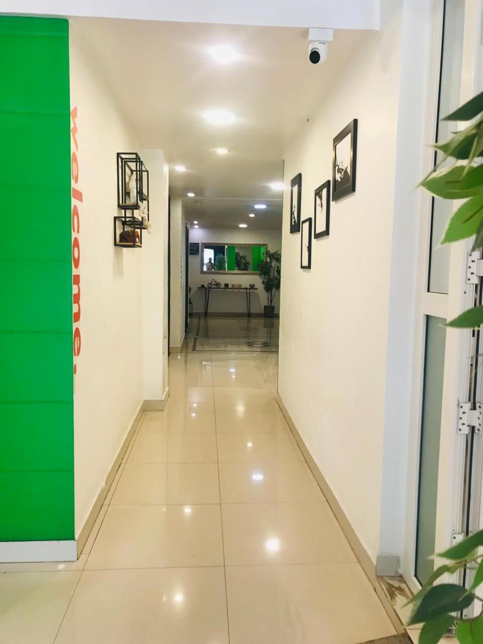 העיר בנגלור Lotus Korean Hotel מראה חיצוני תמונה