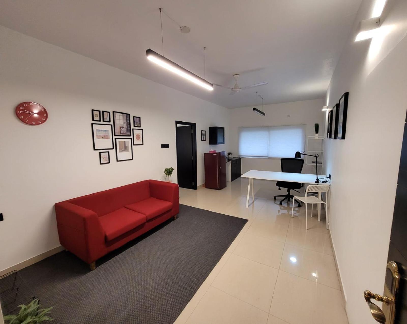 העיר בנגלור Lotus Korean Hotel מראה חיצוני תמונה