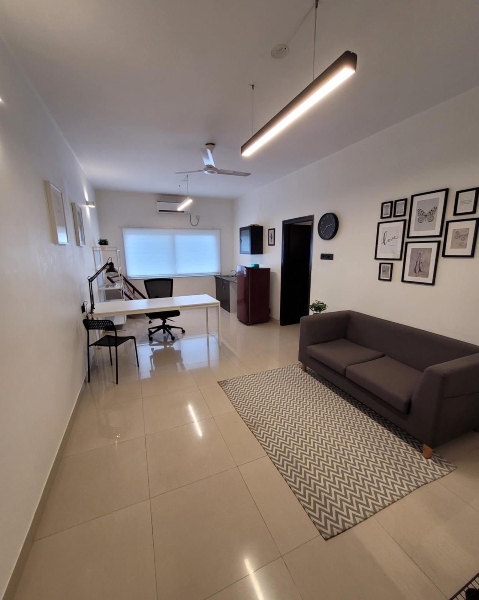 העיר בנגלור Lotus Korean Hotel מראה חיצוני תמונה